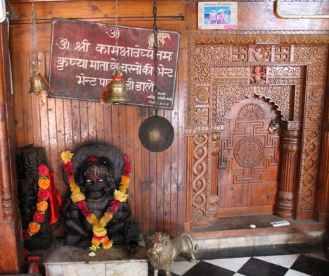 Kamaksha Devi temple idol