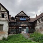 Dhajji Dewari-Traditional Earthquake Resistant Construction of Kashmir