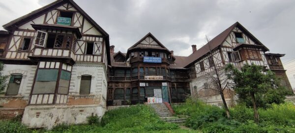 DHAJJI DEWARI-Traditional Earthquake Resistant Construction of Kashmir