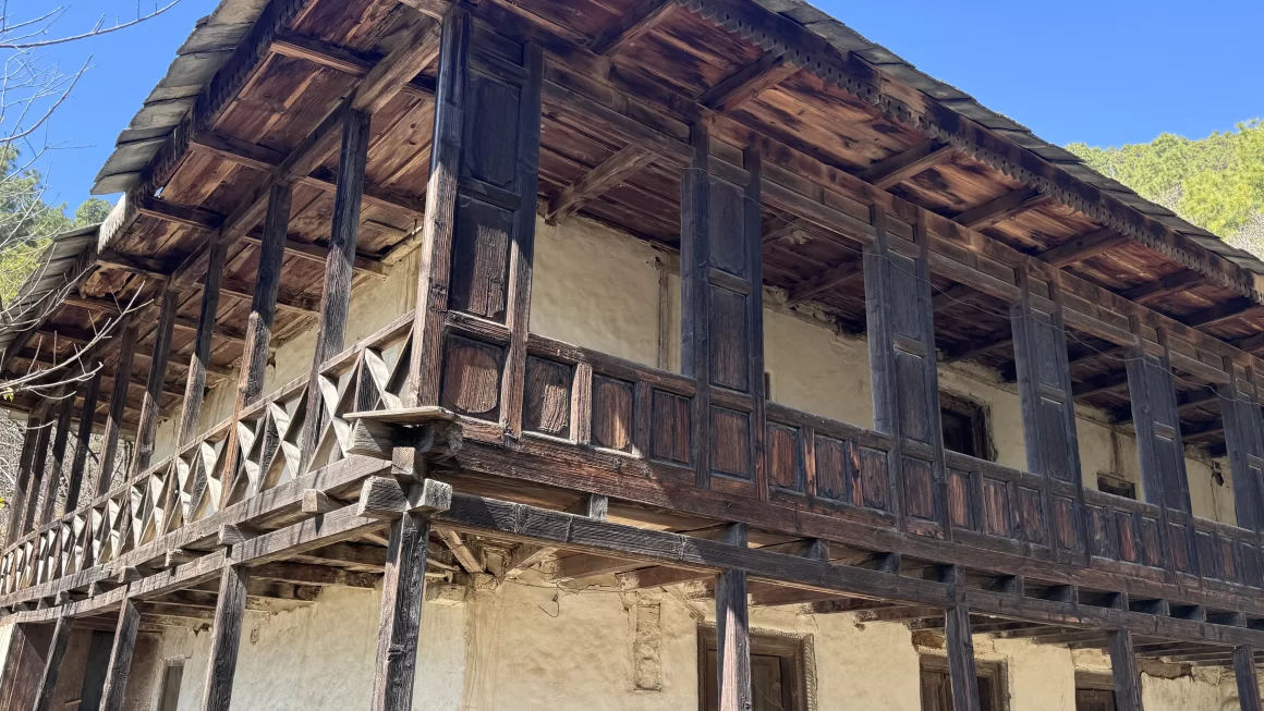 Forgotten traditional Himalayan home