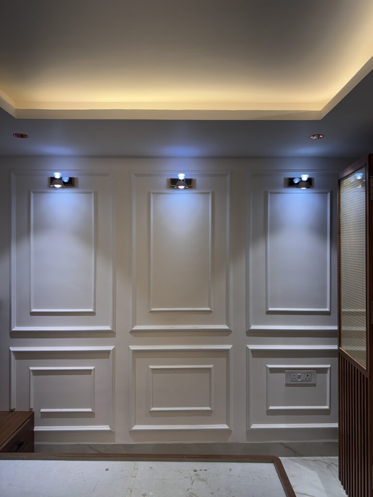 Feature POP wall in studio apartment